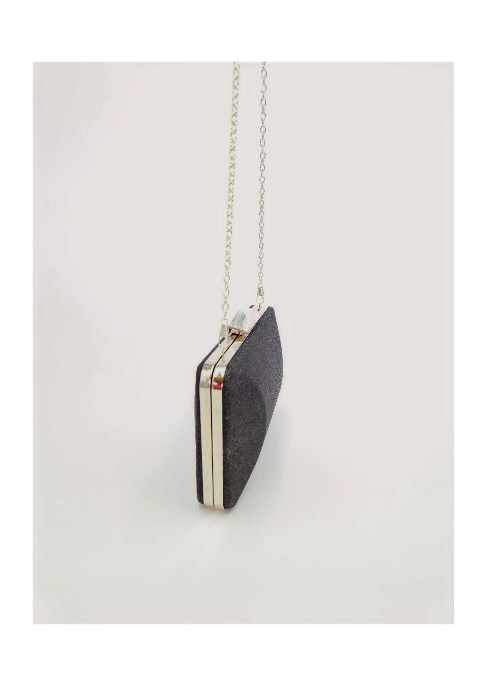 Clutch Preto