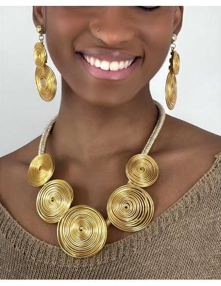 Brincos grandes dourado ou prateado