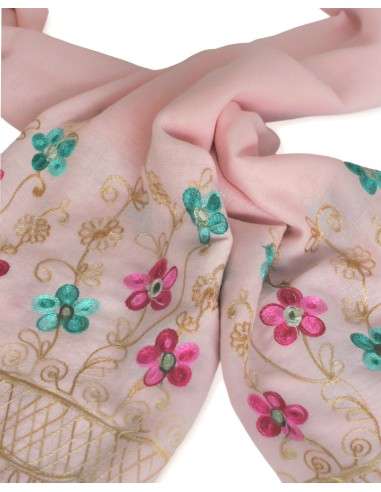 Echarpe Primavera Boho: Bordado Floral Pastel
