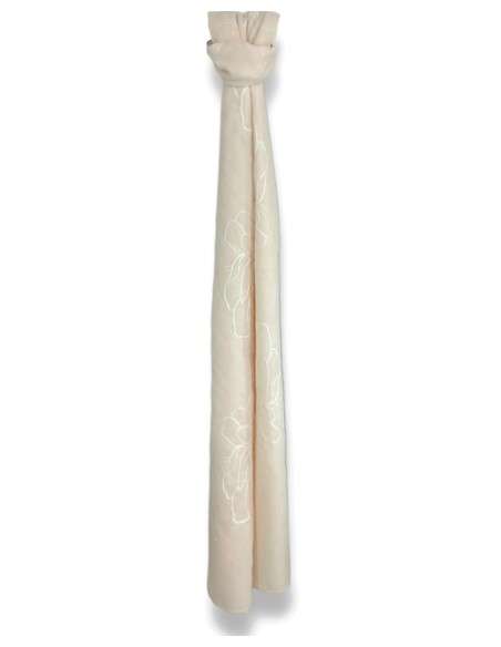 Echarpe Primavera Delicada: Flores Bordadas em Branco, Viscose e Algodão