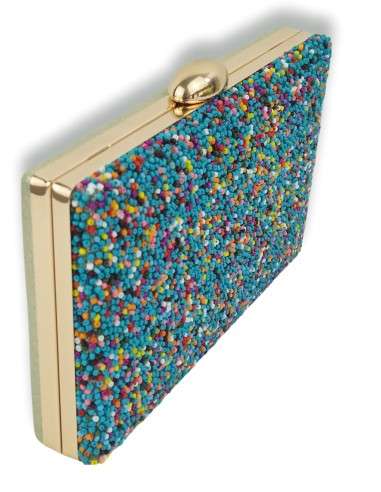 Clutch com Missangas Coloridas e Dourado